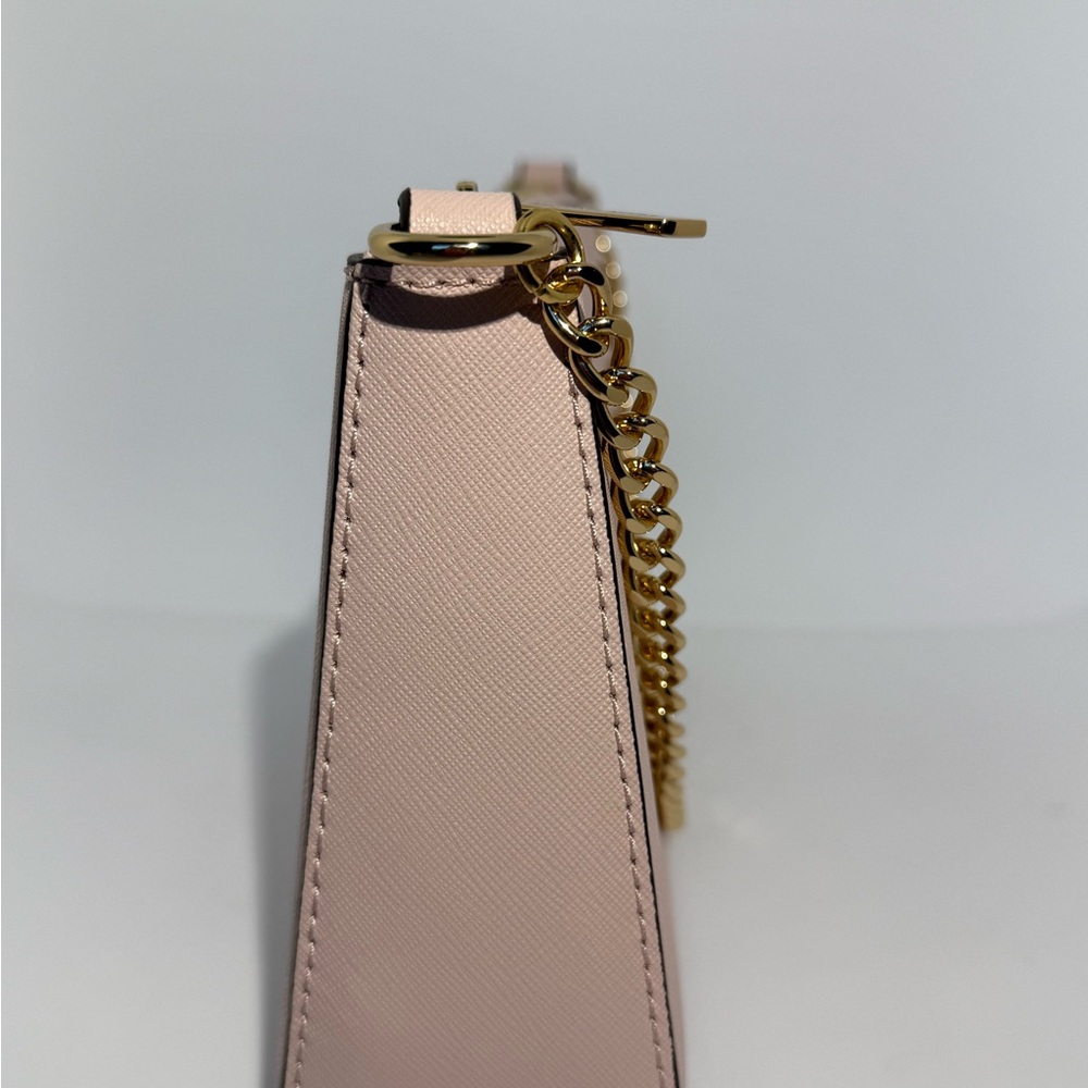 Michael Kors Jet Set Travel Medium Saffiano Leather Crossbody light pink color. - Picture 2 of 12